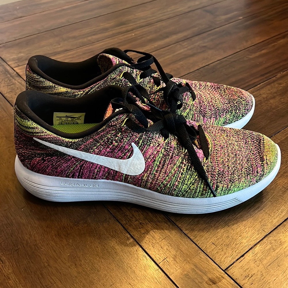 Nike LunarEpic Low Flyknit OC (multi color). Brand New
